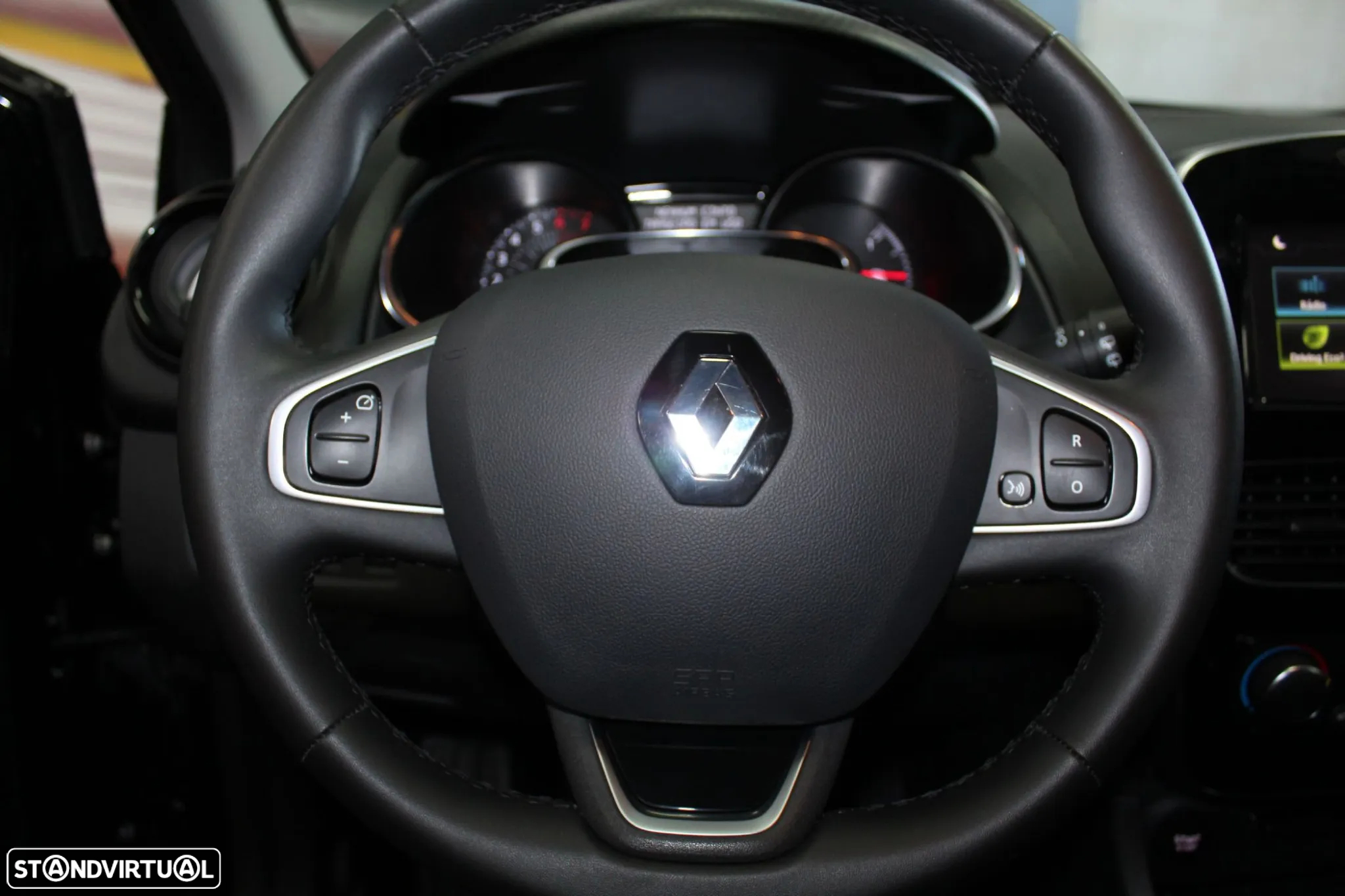 Renault Clio Sport Tourer 0.9 TCe Limited - 15