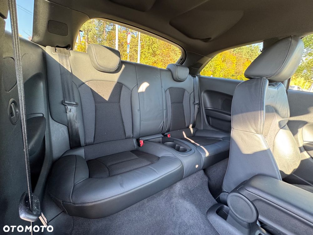 Audi A1 3-drzwiowe 1.4 TFSI S tronic S line edition m S line Sportpaket - 24