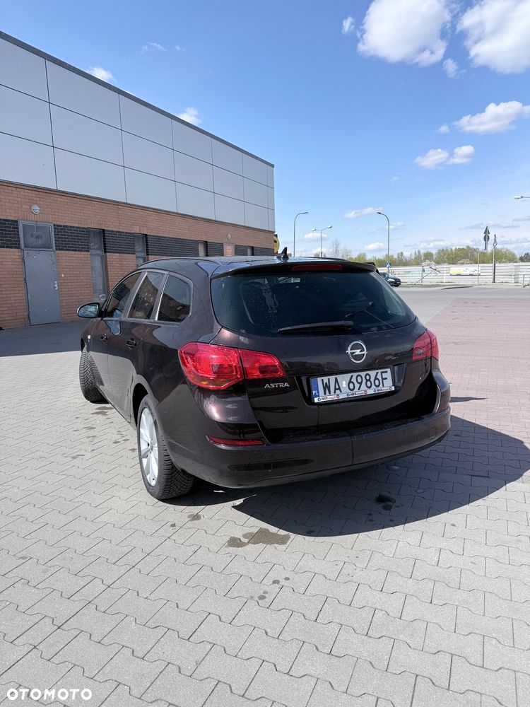 Opel Astra - 4