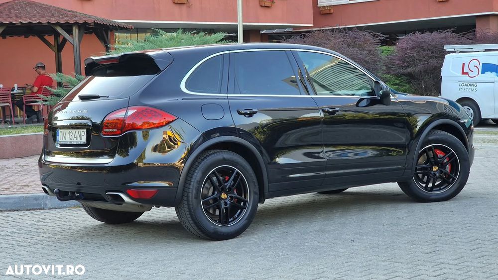Porsche Cayenne 3.0TD TipTronic - 4