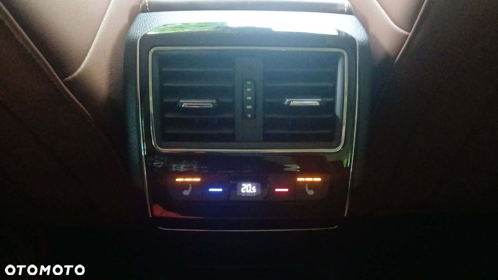 Skoda Superb 2.0 TSI 4x4 L&K DSG - 23