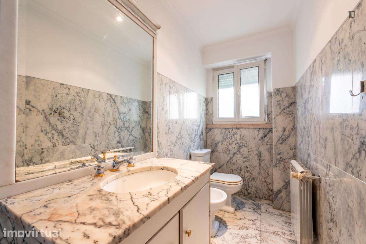 Quarto - localizado em Picoas Lisbon - Grande imagem: 3/14