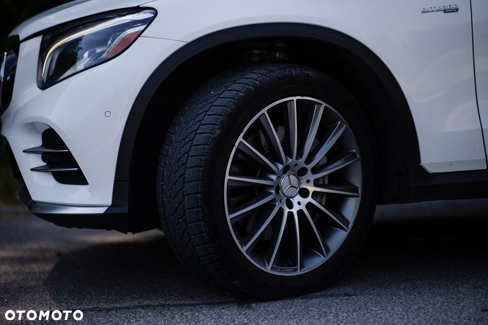 Mercedes-Benz GLC AMG 43 4Matic 9G-TRONIC - 22