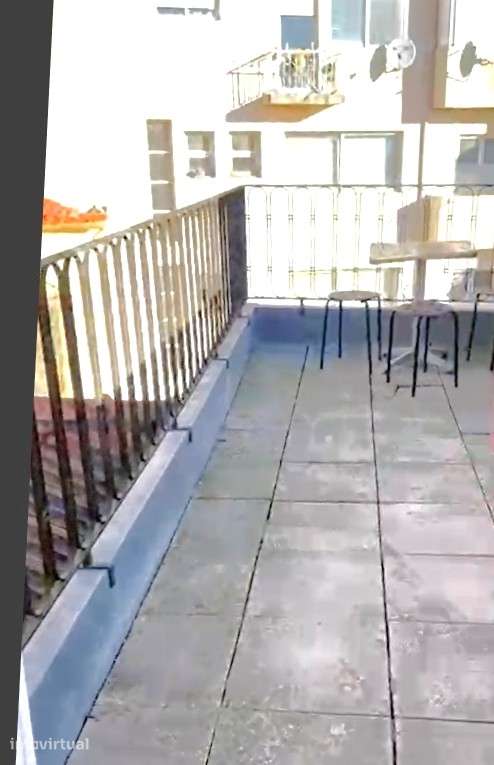 T1 duplex na baixa do Porto - Grande imagem: 4/19