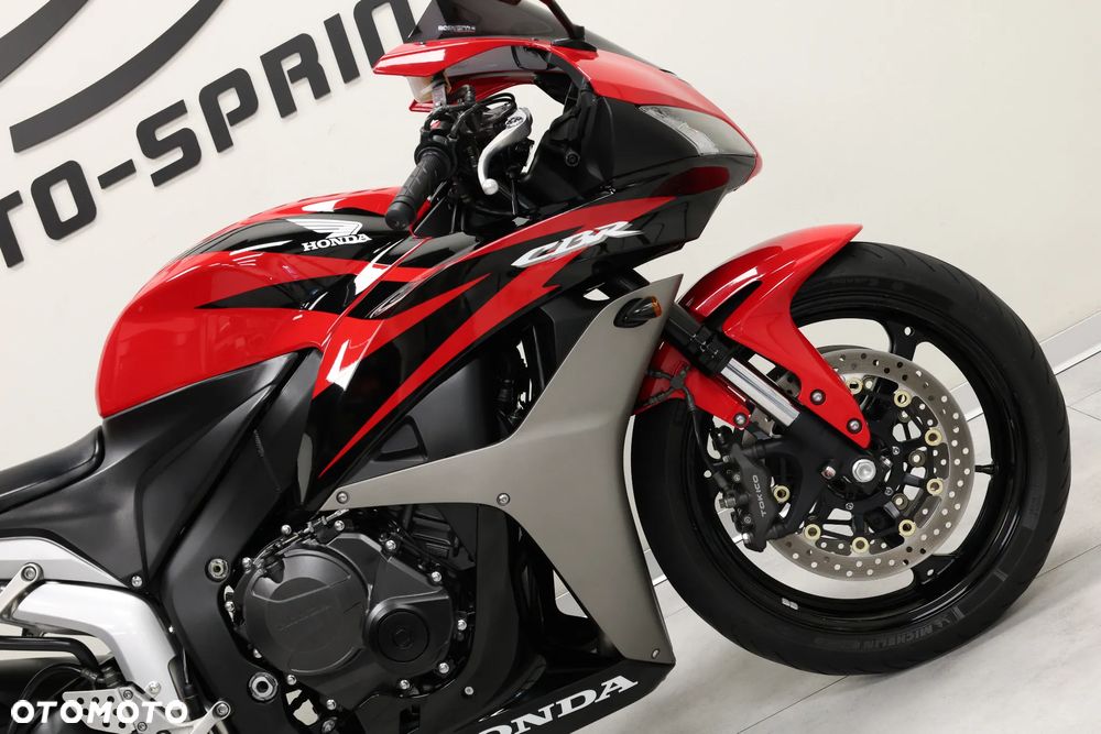 Honda CBR - 18