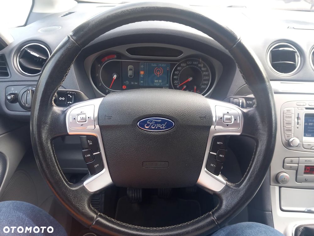 Ford S-Max 2.2 TDCi DPF Titanium - 12
