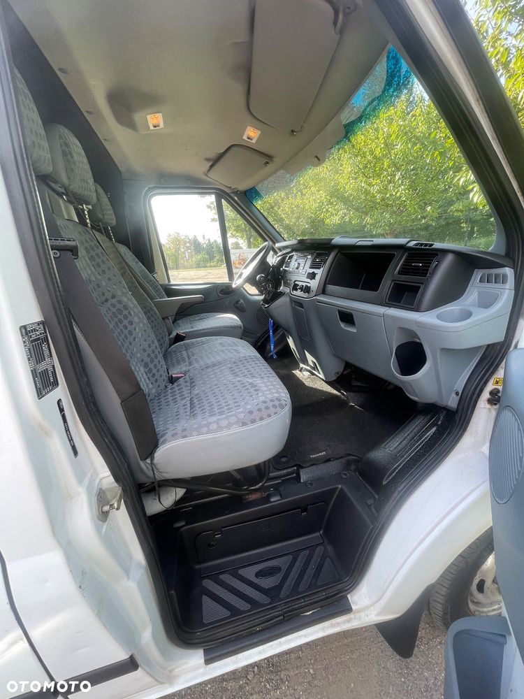 Ford Transit - 16