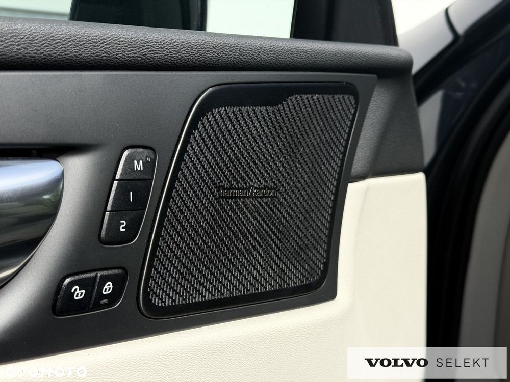Volvo XC 60 - 19
