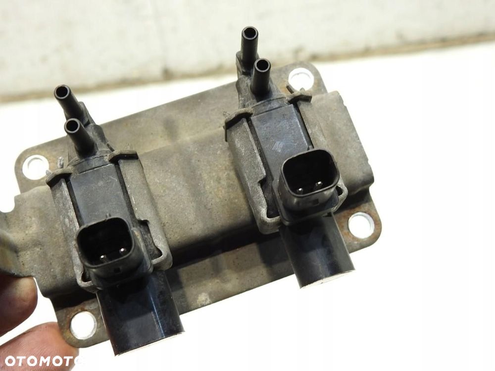 ZAWÓR PODCISNIENIA FORD GALAXY MK2 2.0B 4M5G-9A500-NB - 4
