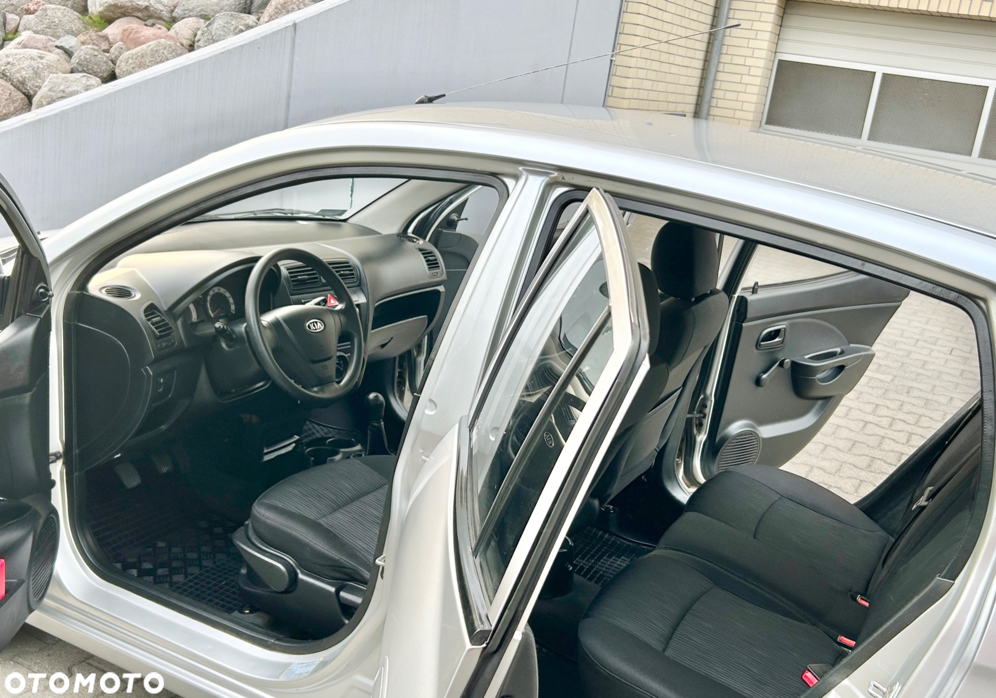 Kia Picanto - 12