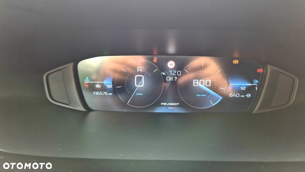Peugeot 308 BlueHDi 130 EAT6 Stop & Start Allure Business-Paket - 24