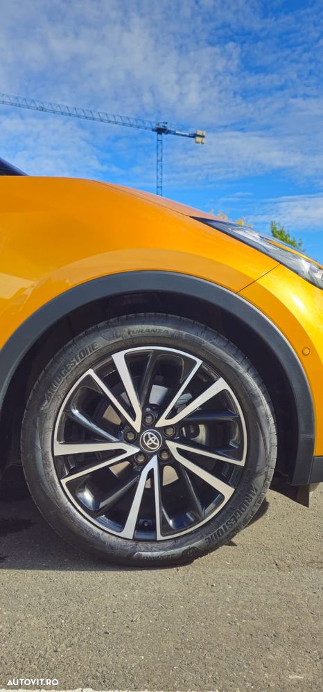 Toyota C-HR 2.0 HEV 197 CP 4x2 CVT Premiere Edition - 21