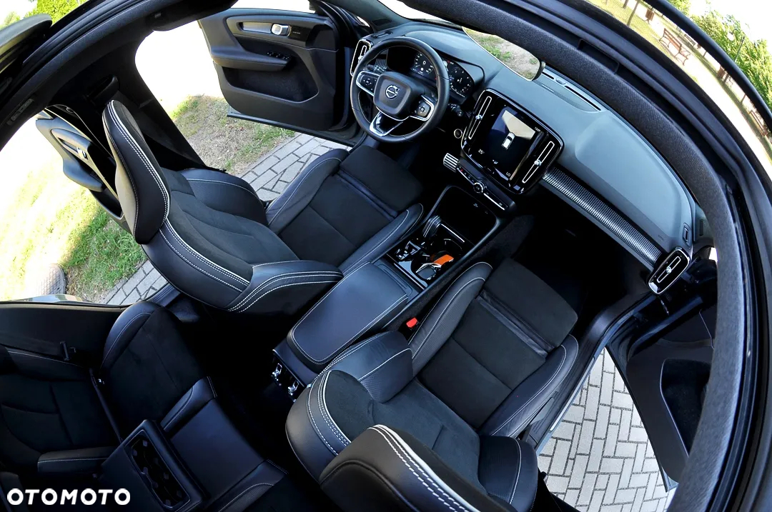 Volvo XC 40 D3 R-Design - 23