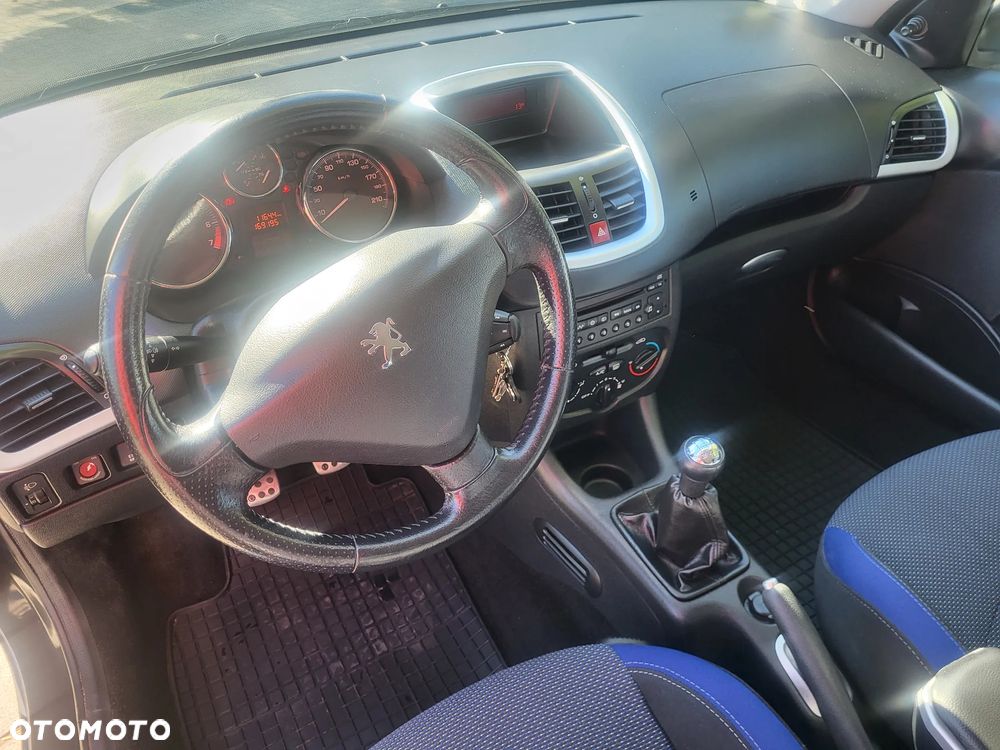 Peugeot 206 60 Filou - 9