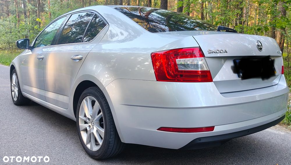 Skoda Octavia 2.0 TDI Style DSG - 5