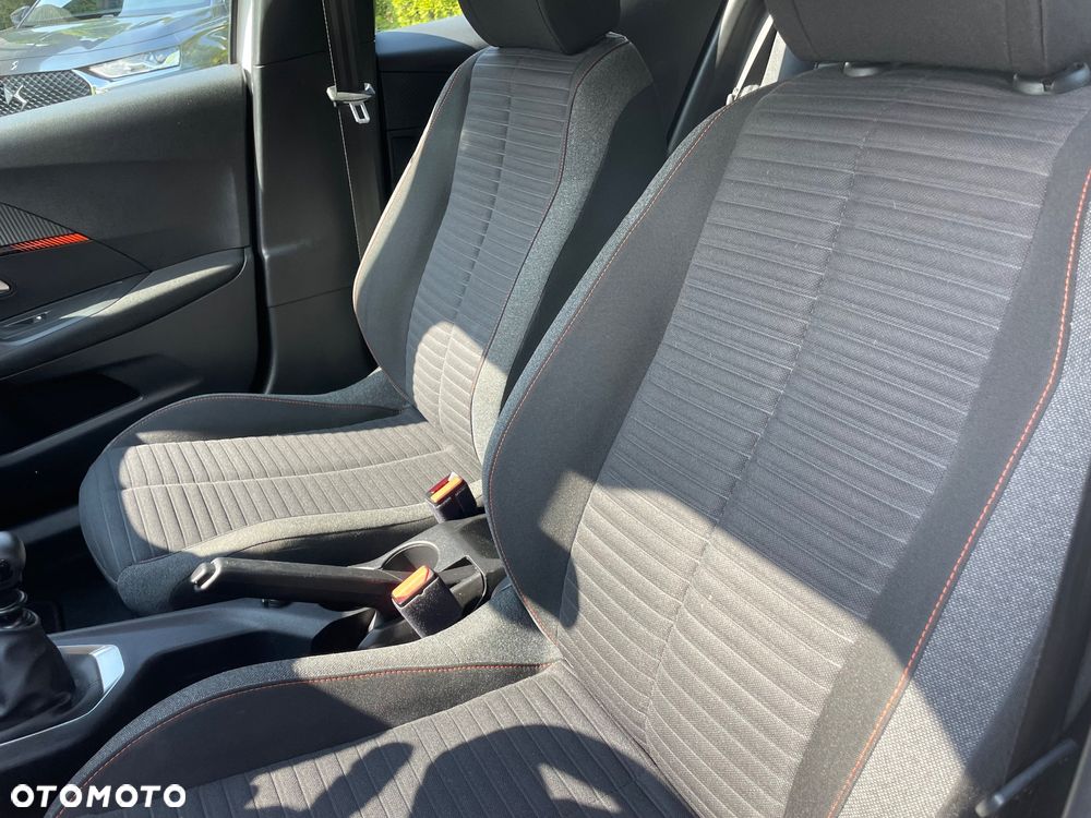 Peugeot 2008 PureTech 100 Allure - 10