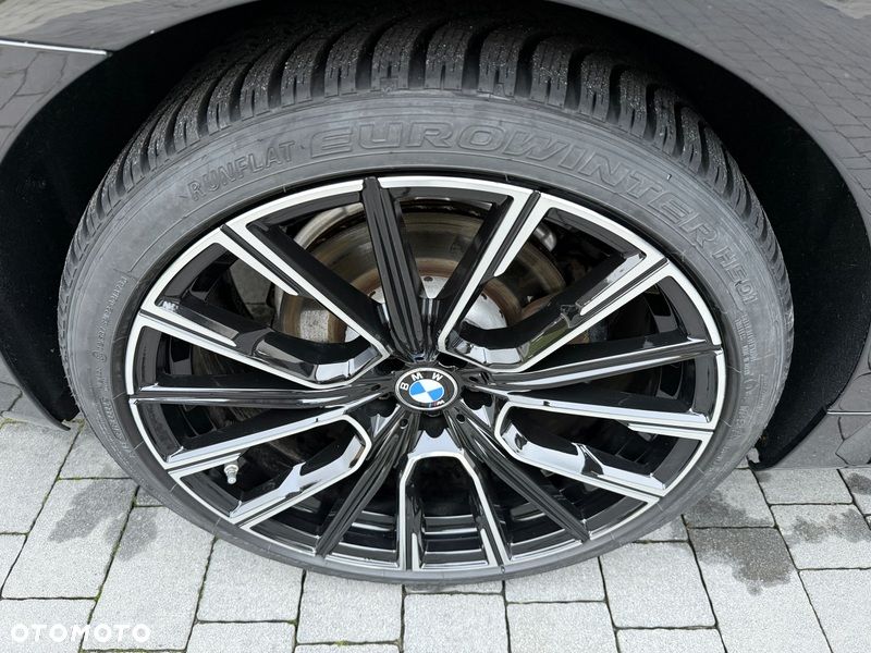 BMW Seria 7 - 22