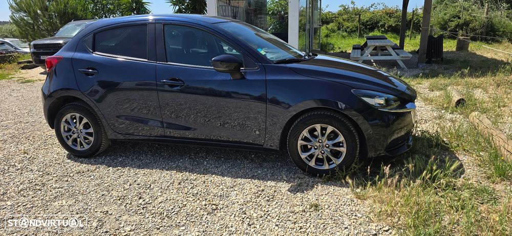 Mazda 2 - 3