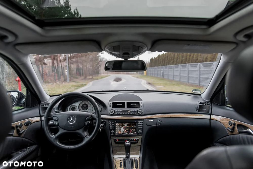 Mercedes-Benz Klasa E 350 4-Matic Avantgarde - 26