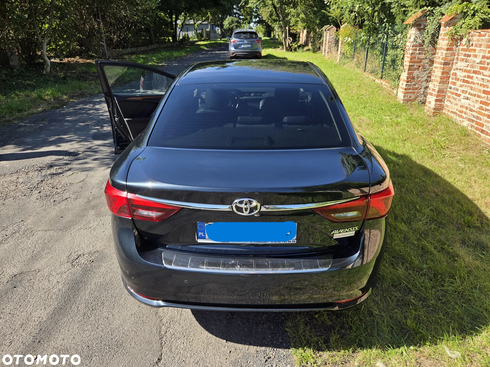 Toyota Avensis 1.8 Premium - 14