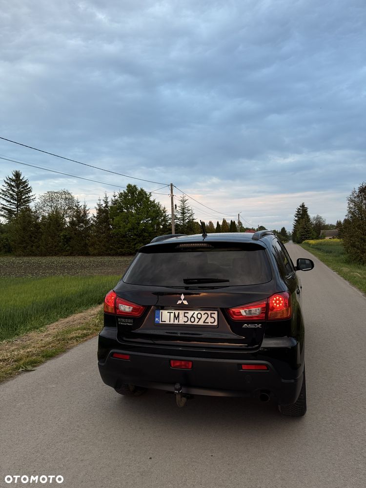 Mitsubishi ASX - 3