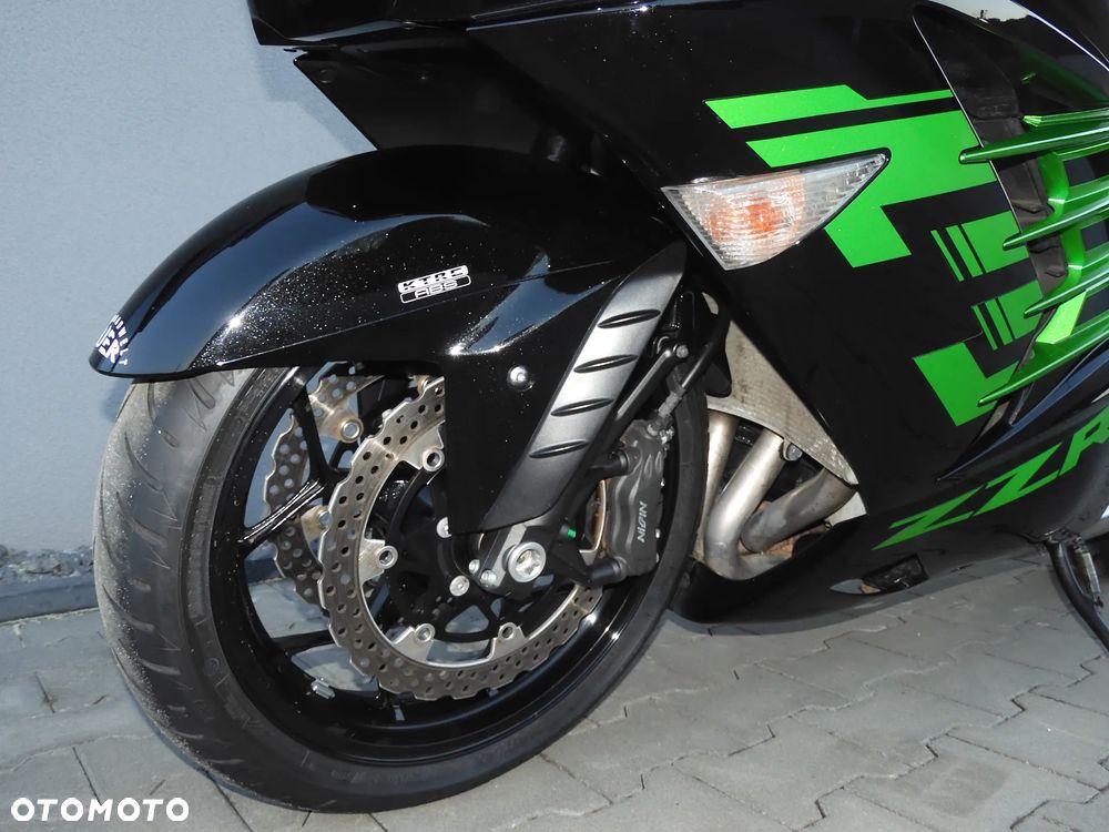 Kawasaki ZZR - 24