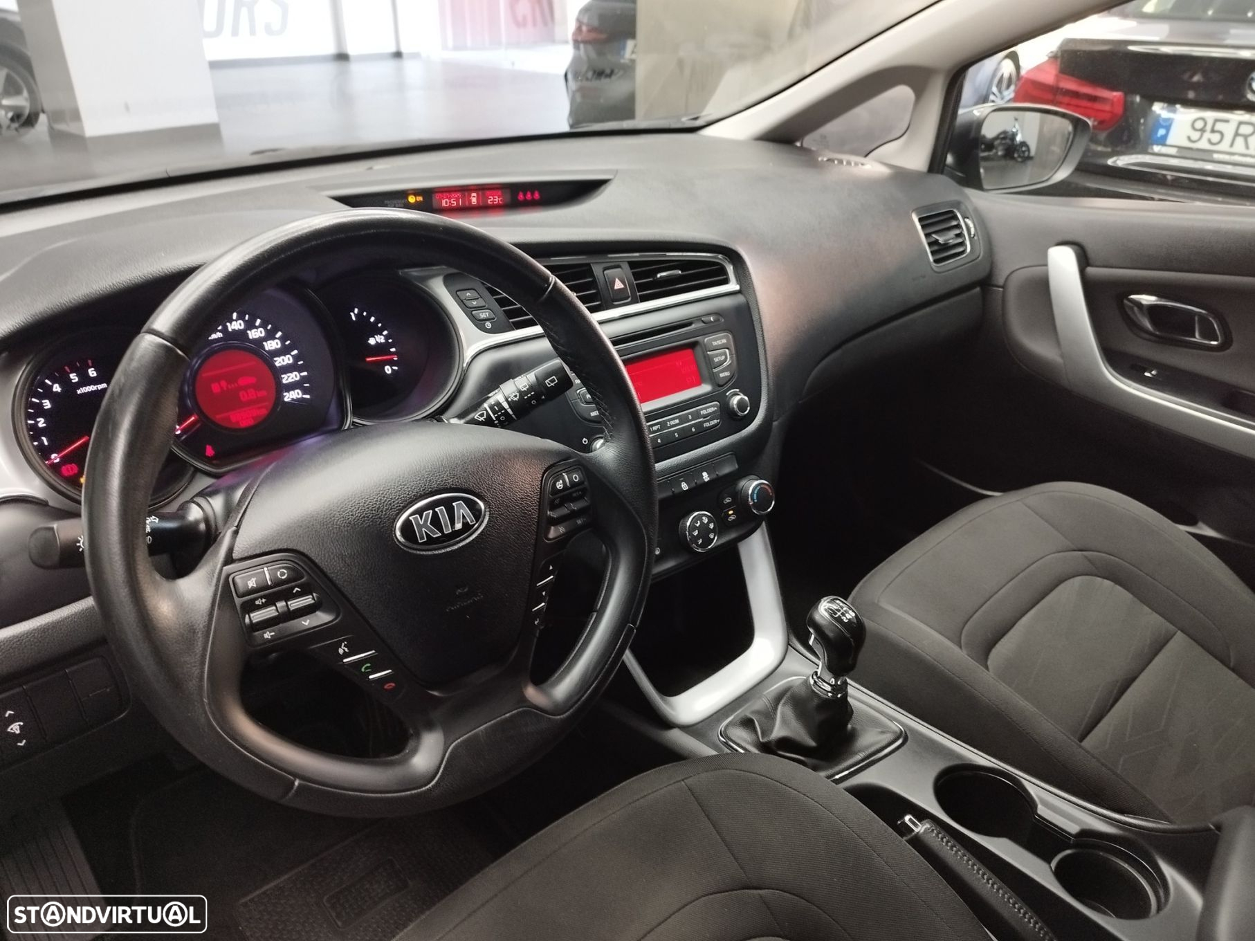 Kia Ceed SW 1.4 CRDi ECO - 28