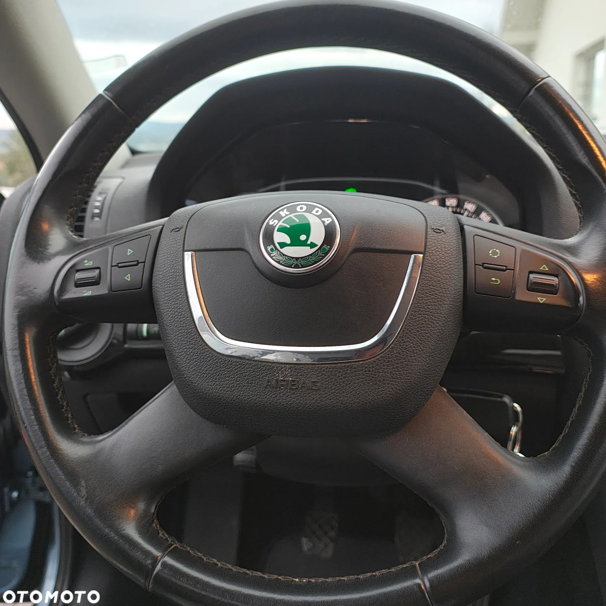 Skoda Octavia 2.0 TDI DPF 4x4 L&K - 33