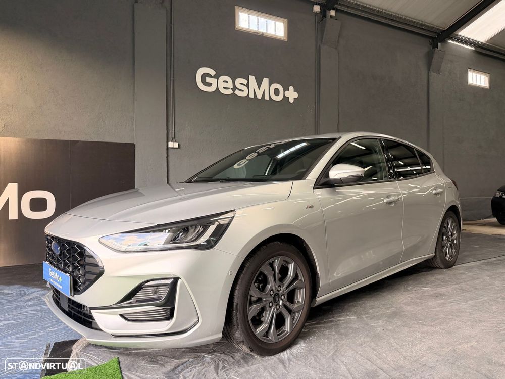 Ford Focus 1.0 EcoBoost MHEV ST-Line - 2