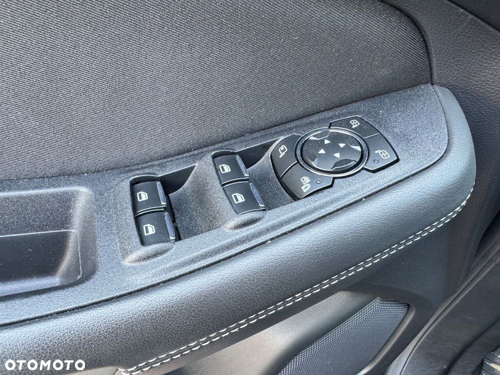 Ford S-Max 2.0 TDCi Trend - 34