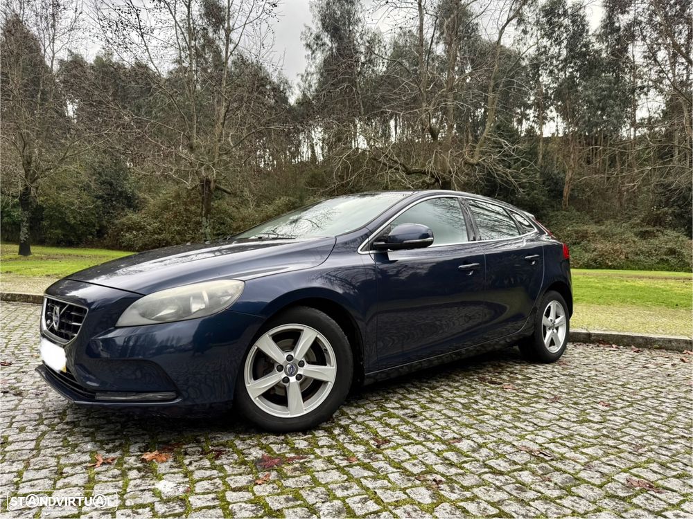 Volvo V40 1.6 D2 Momentum Eco - 3
