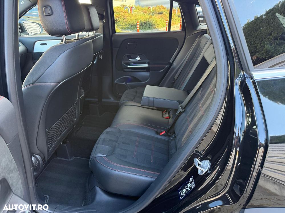 Mercedes-Benz GLA - 5