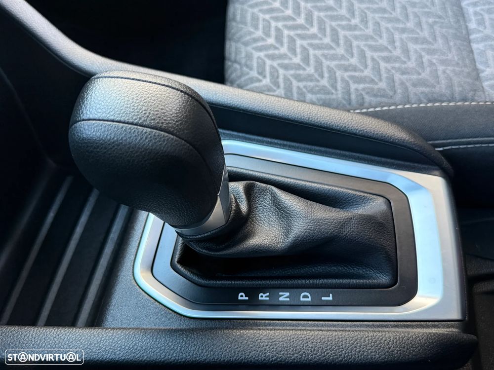 Renault Clio 1.0 TCe Limited CVT - 38