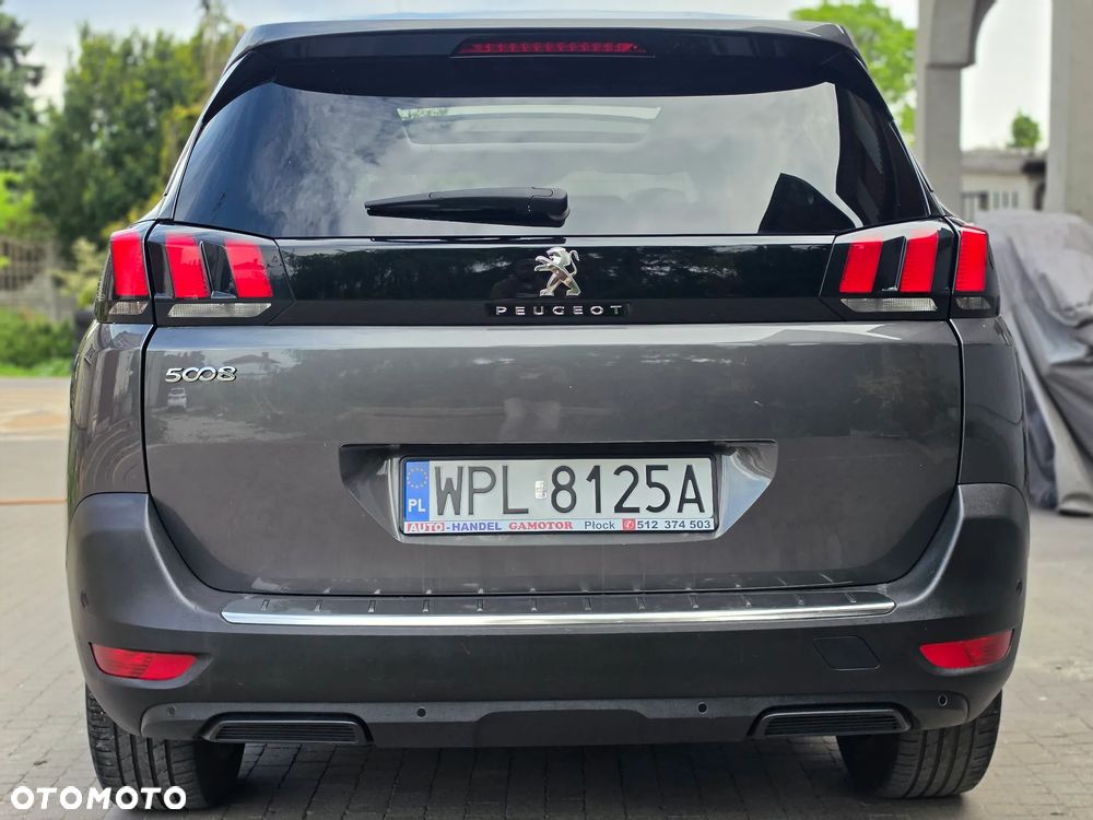 Peugeot 5008 - 9