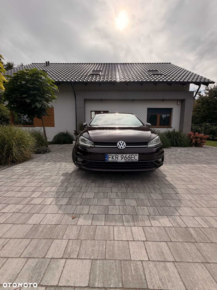 Volkswagen Golf - 5
