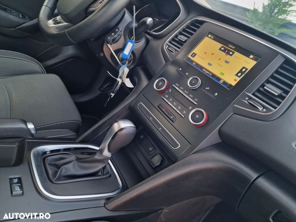 Renault Megane ENERGY dCi EDC Intens - 11