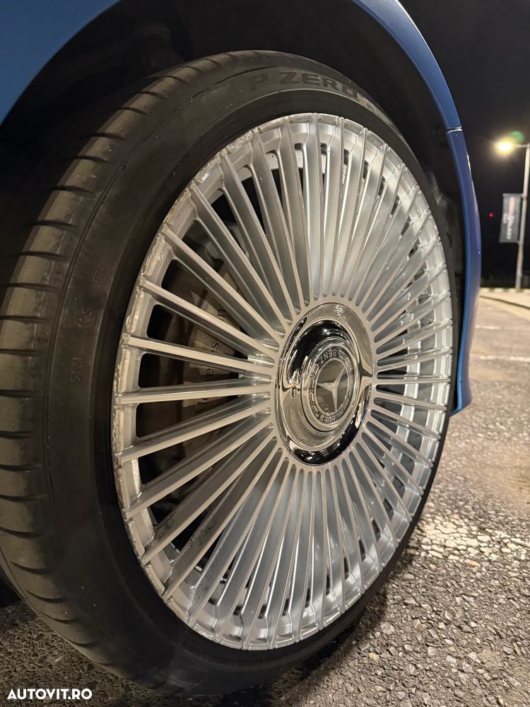 Mercedes-Benz E - 16