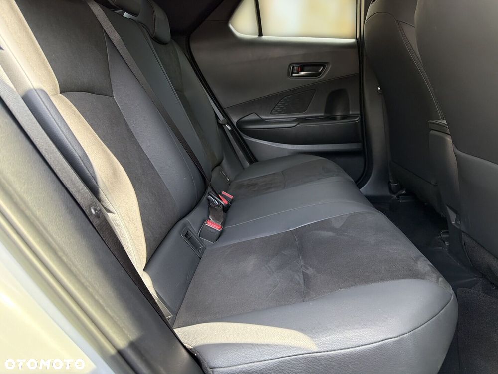 Toyota C-HR - 17
