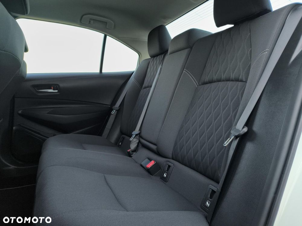 Toyota Corolla 1.8 Hybrid Comfort - 12