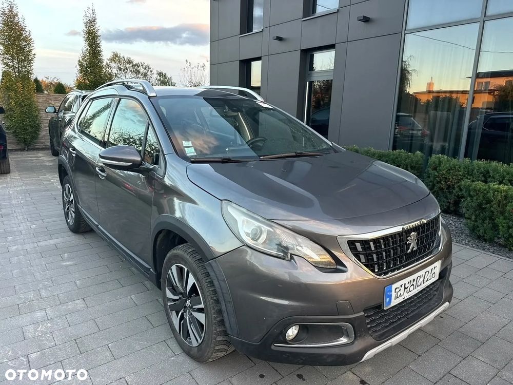 Peugeot 2008 - 11