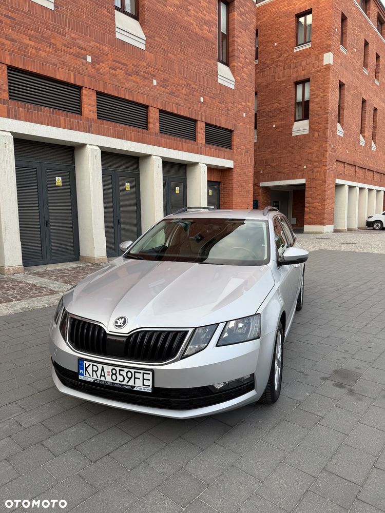 Skoda Octavia 1.5 TSI ACT Style DSG - 7