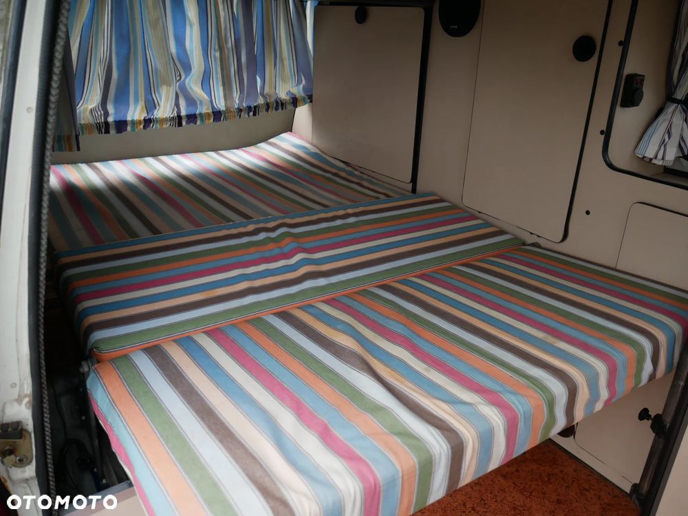 Volkswagen T3 Westfalia - 25