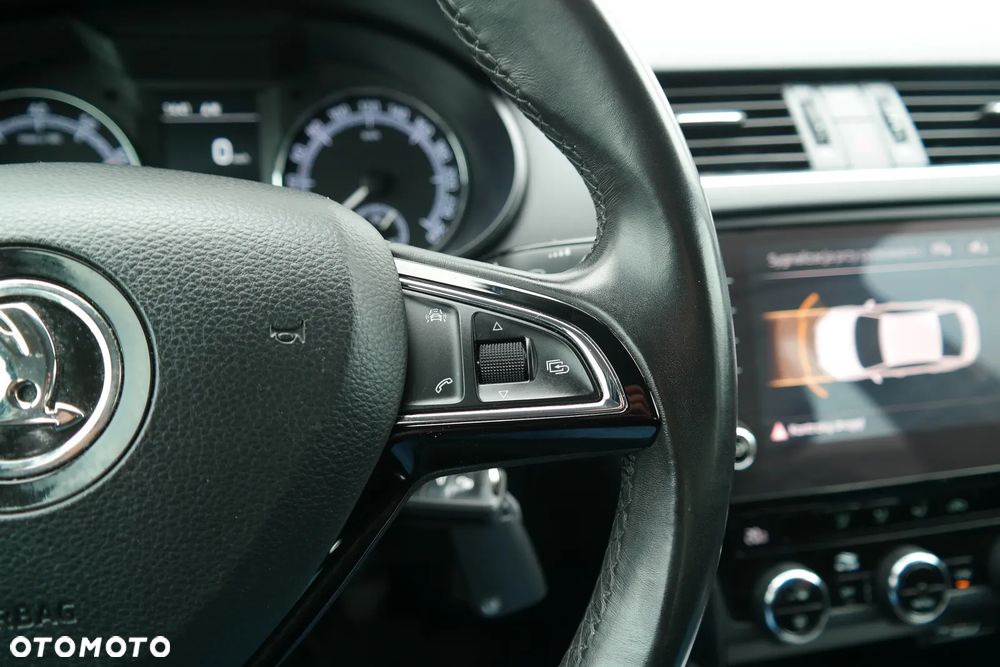 Skoda Octavia 1.4 TSI Ambition - 17