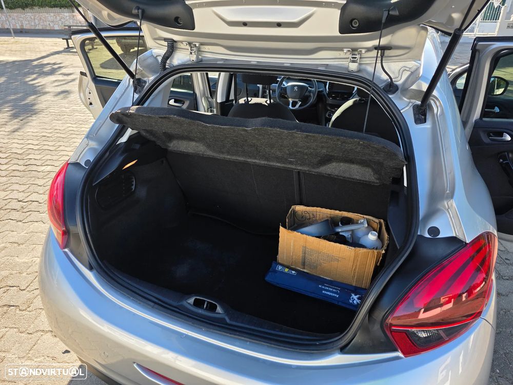 Peugeot 208 82 VTI Style - 29