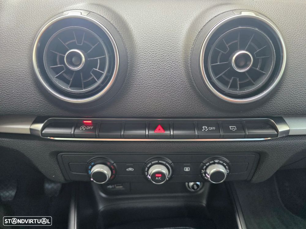 Audi A3 Sportback 1.6 TDI Design - 36