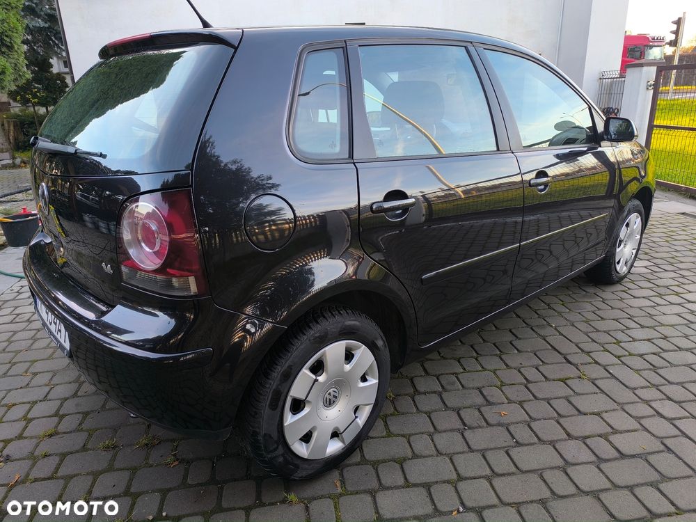 Volkswagen Polo 1.4 16V Comfortline - 5