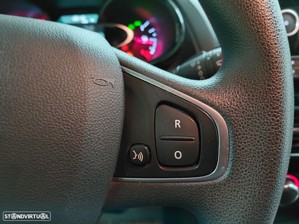 Renault Clio 1.5 DCi Van Iva Dedutível - 15