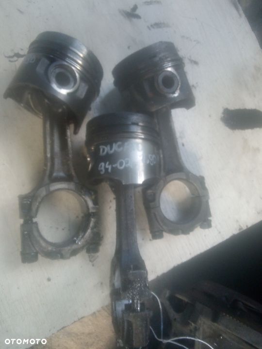 FIAT DUCATO 1,9D tłok korbowód 1,9td - 2