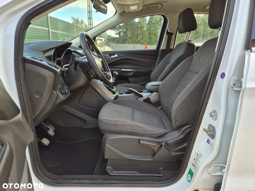 Ford Kuga 2.0 TDCi 2x4 Trend - 5
