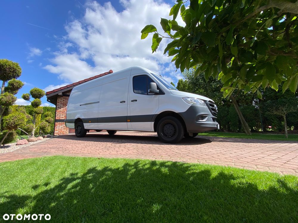 Mercedes-Benz SPRINTER 319 L3H2 - 2